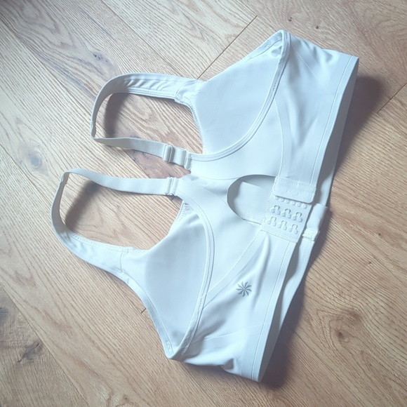 Athleta. Empower II Train Bra.  White. Size Small - Picture 5 of 8